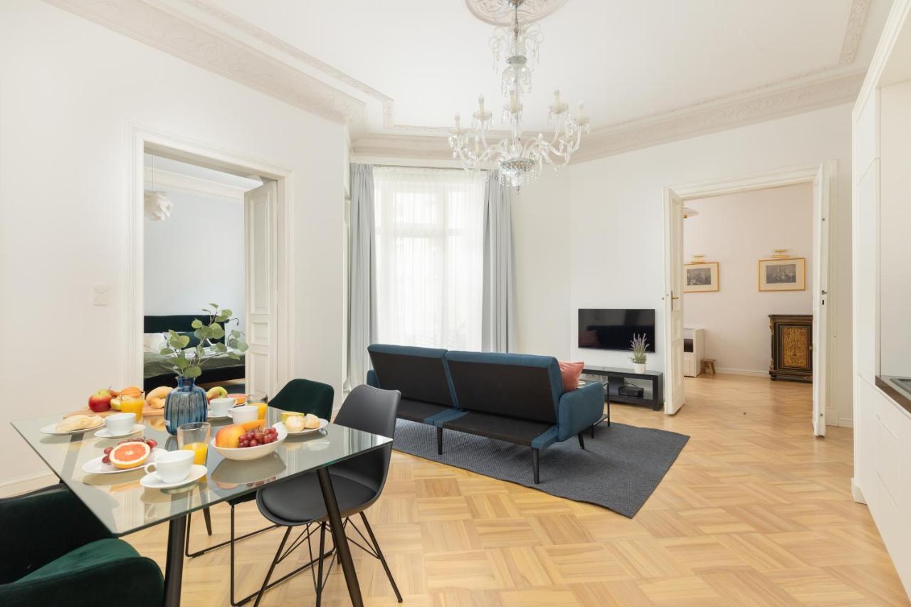Marszalkowska 58 - Classy Two Bedroom Apartment With Balcony By Noclegi Renters Varsavia Esterno foto