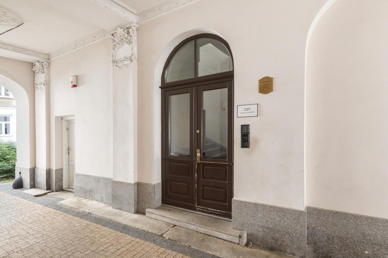 Marszalkowska 58 - Classy Two Bedroom Apartment With Balcony By Noclegi Renters Varsavia Esterno foto